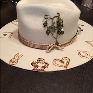 Ruxpinsrags xWyeth Alice’s Wonderland rancher